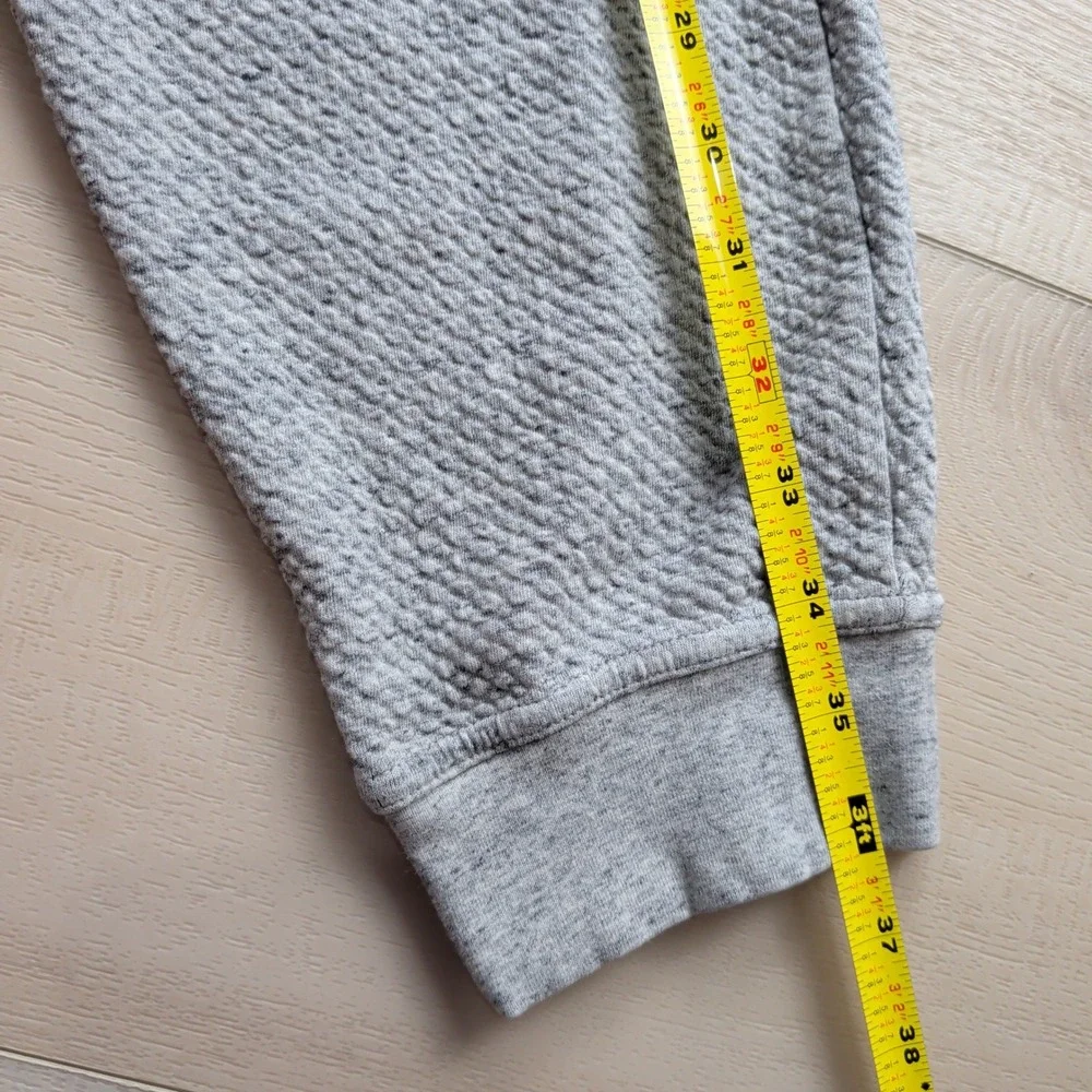 Lululemon At Ease Joggers Mens Large Heathered Light Grey Textured M5642S